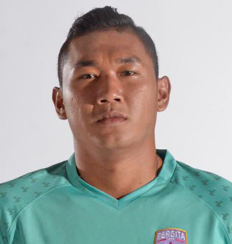 https://img.tianlanhuanjing.cn/img/football/player/aec60f79f7934a4e4395122a3be8ea76.jpeg